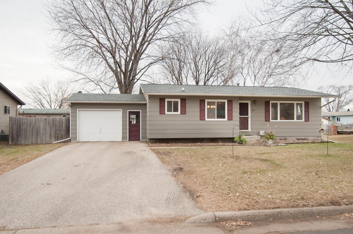 1510 Cliffview Dr, Holmen, WI 54636