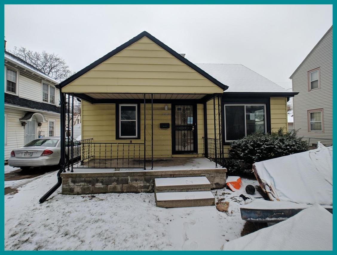 4044 N 41st St, Milwaukee, WI 53216