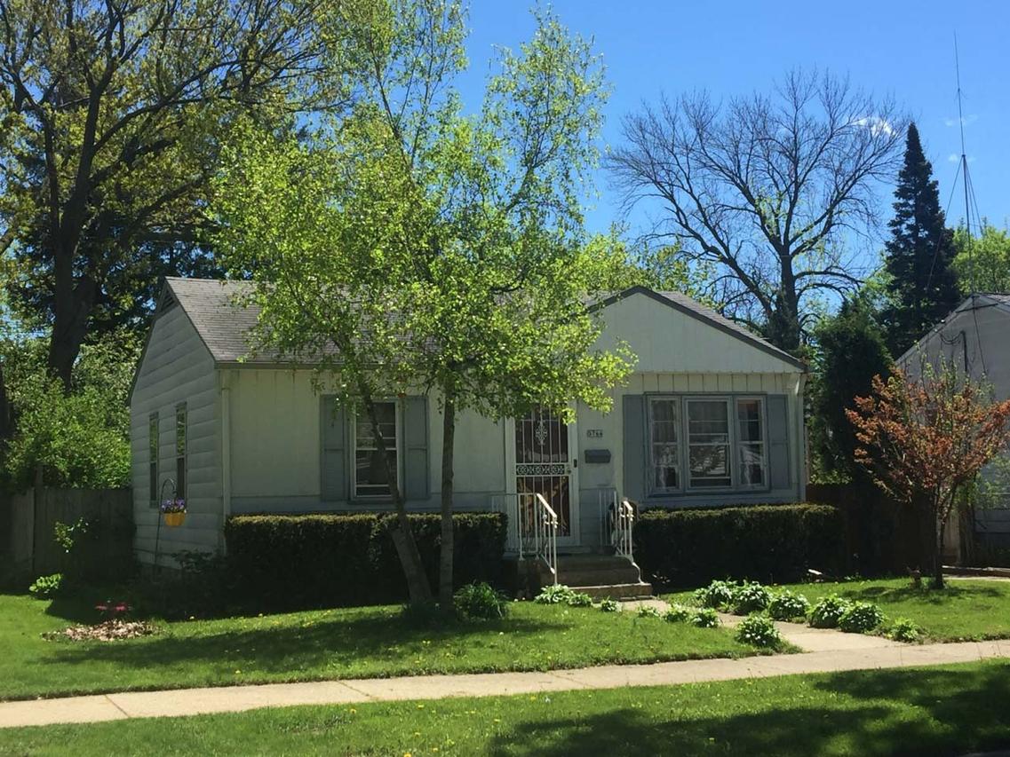 5764 N 37th St, Milwaukee, WI 53209