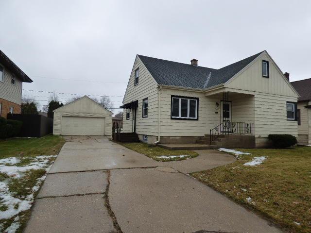 2719 S 71st St, Milwaukee, WI 53219