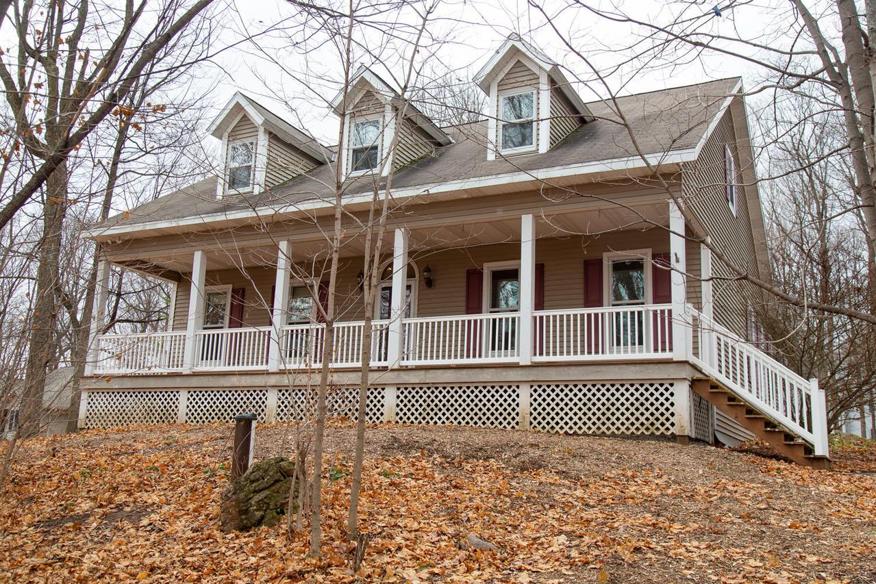 W5866 Pheasant Ln, Plymouth, WI 53073
