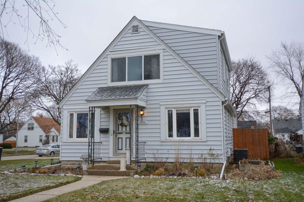 2800 S 85th St, West Allis, WI 53227