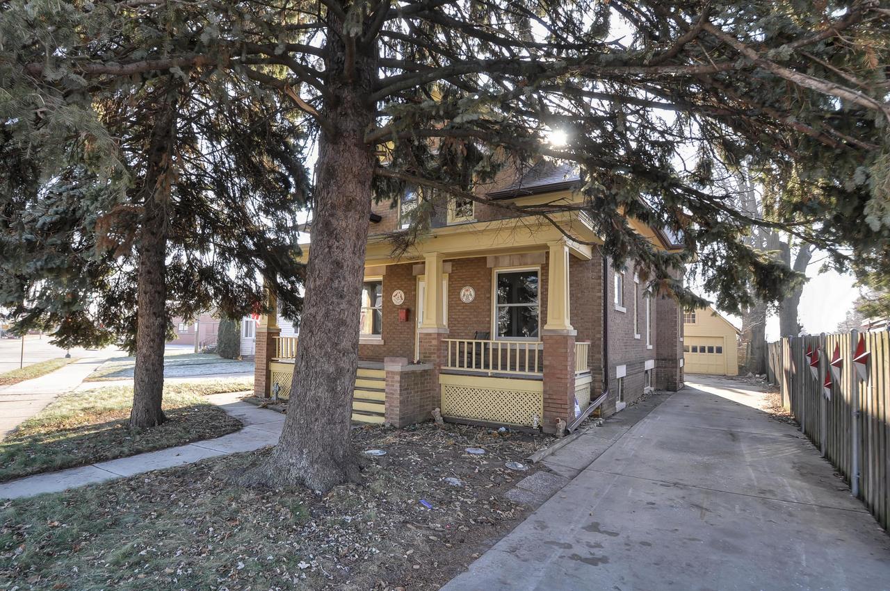 1615 Rapids Dr., Racine, WI 53404