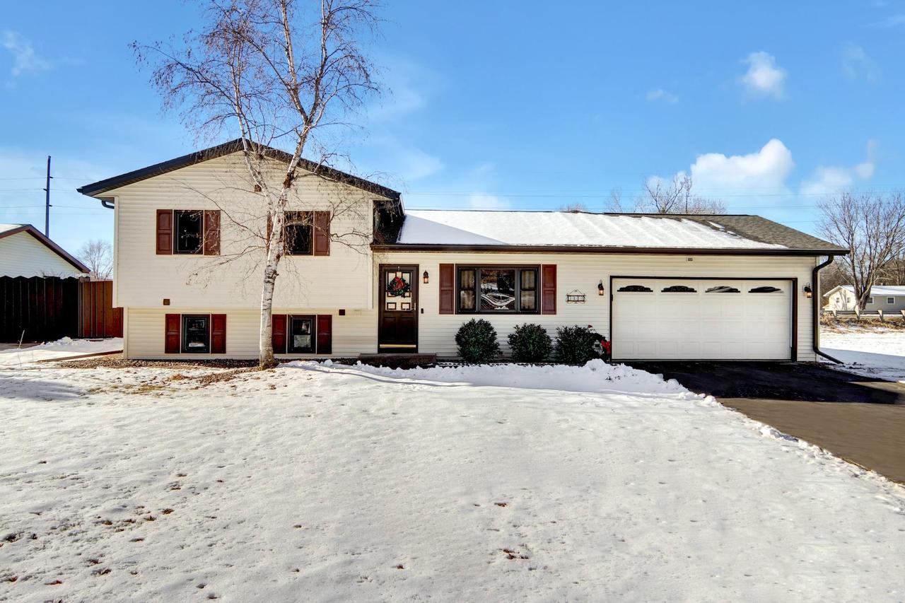 3412 Brook Ln, Holmen, WI 54650