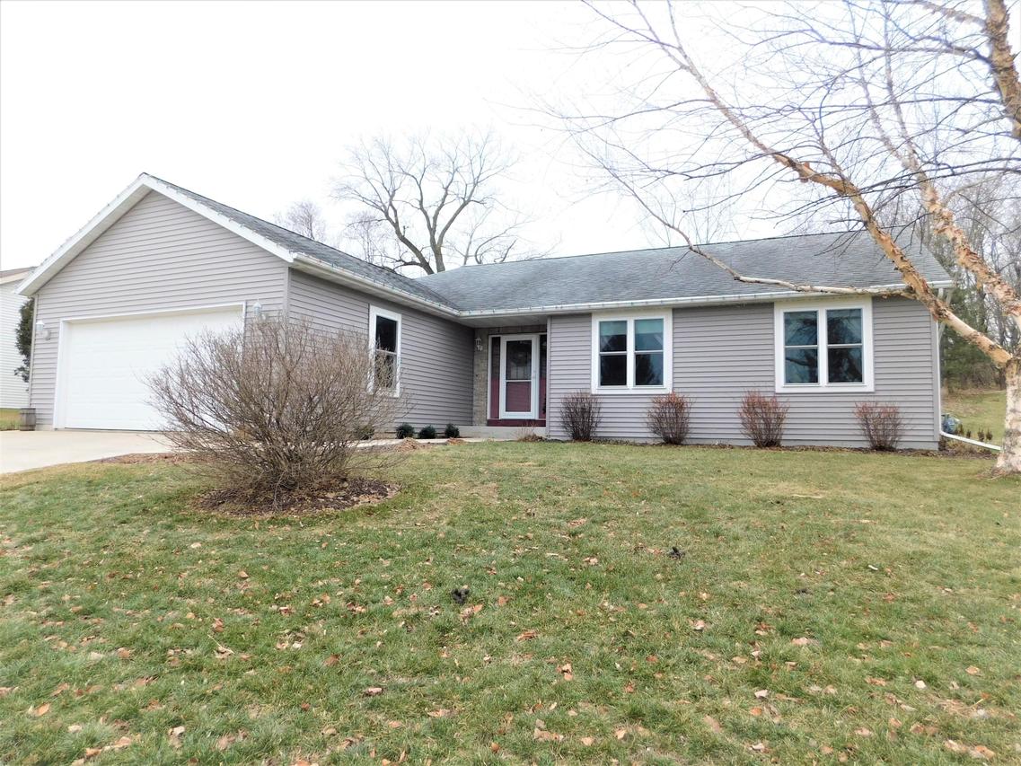 N2746 Windridge Dr, Lima, WI 53093