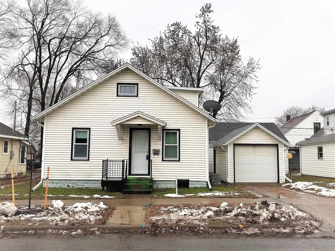 2110 Mississippi St, La Crosse, WI 54601