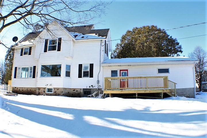 105 N Park Pl, Plymouth, WI 53073