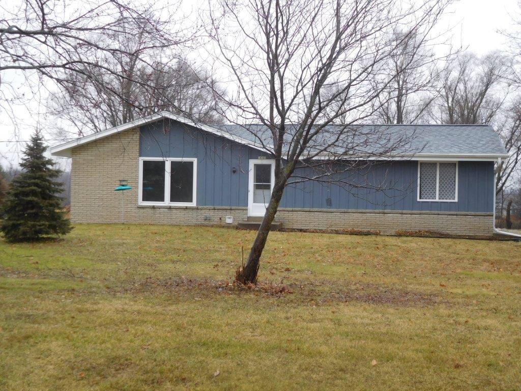 18302 65th Ct, Yorkville, WI 53126