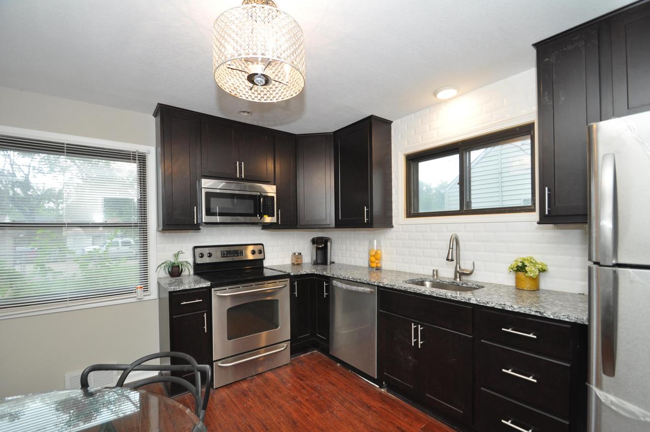 5302 N 69th St, Milwaukee, WI 53218