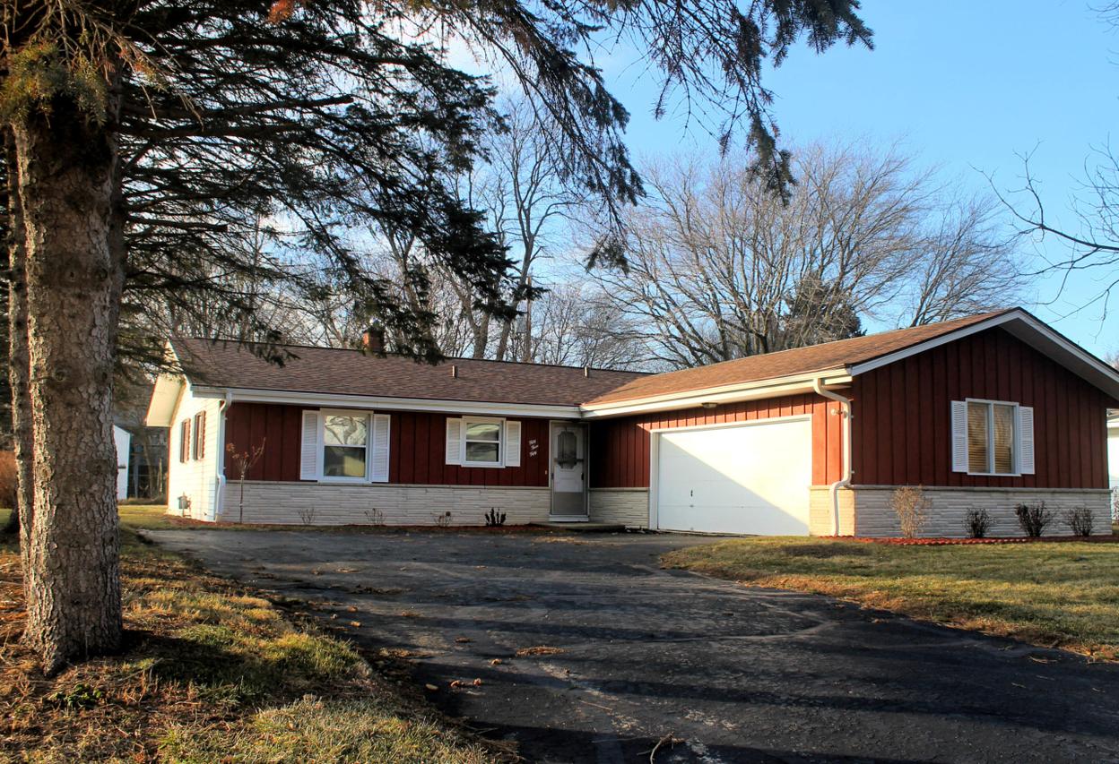 5350 Langdale Dr, Caledonia, WI 53402