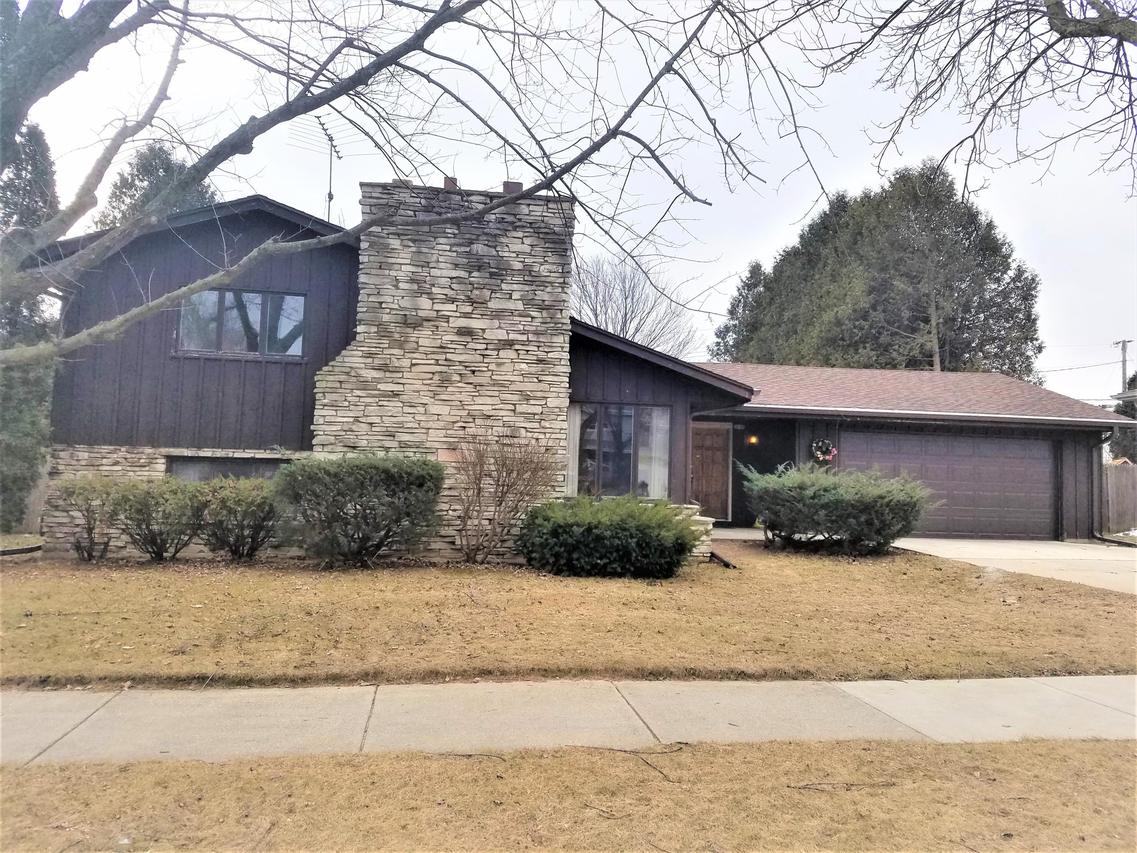 3143 North Ave, Sheboygan, WI 53083