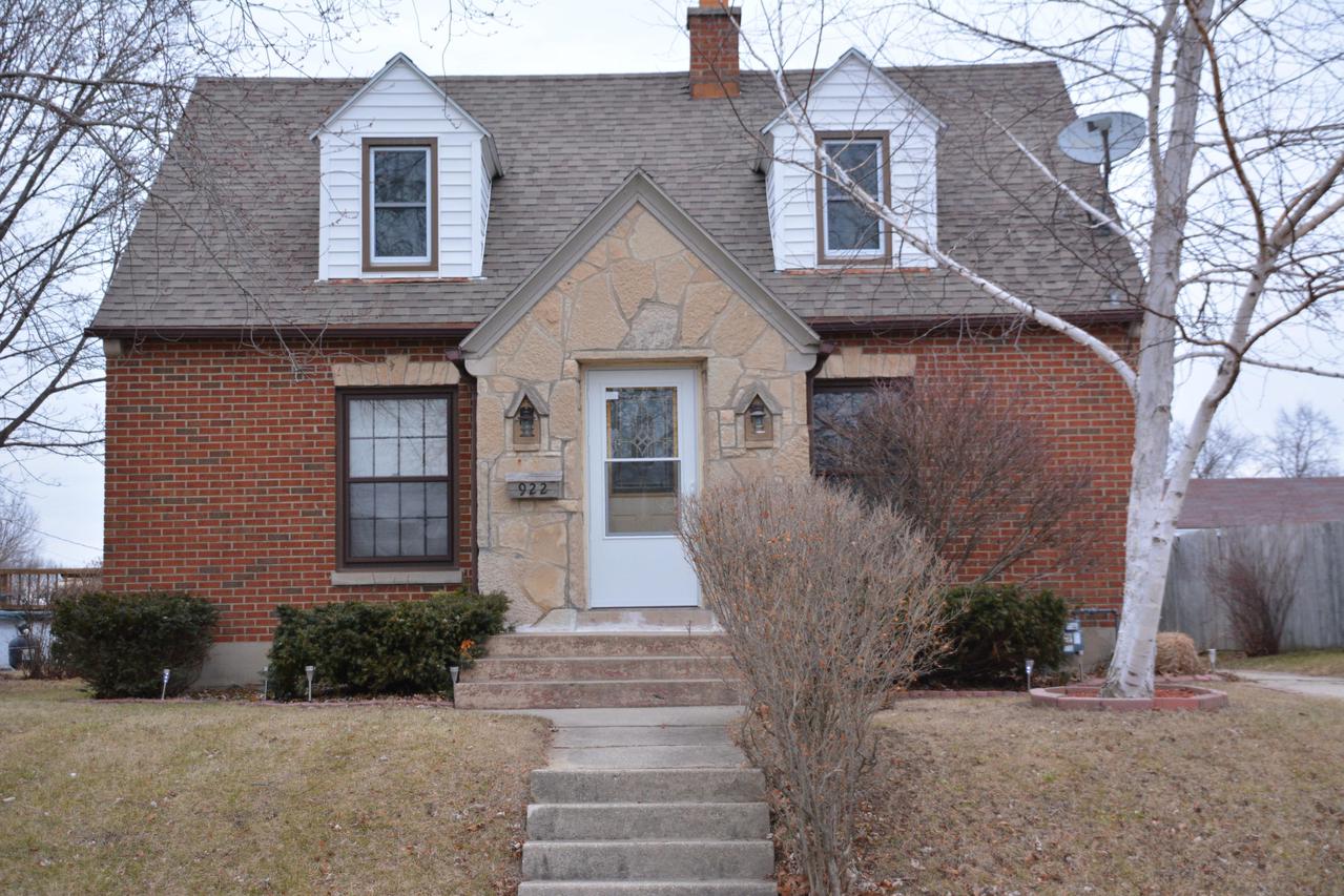 922 Linden St., West Bend, WI 53090