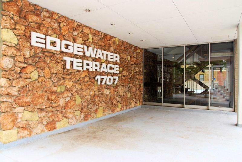 1707 N Prospect Ave #15E, Milwaukee, WI 53202