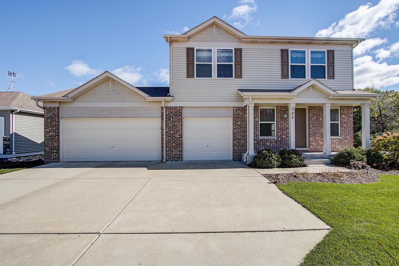 325 Manning Way, Lake Geneva, WI 53147