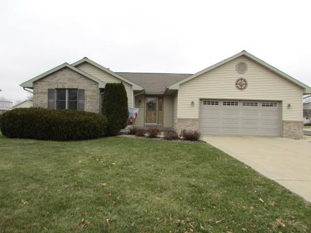 1208 Aztec Ct, Fort Atkinson, WI 53538