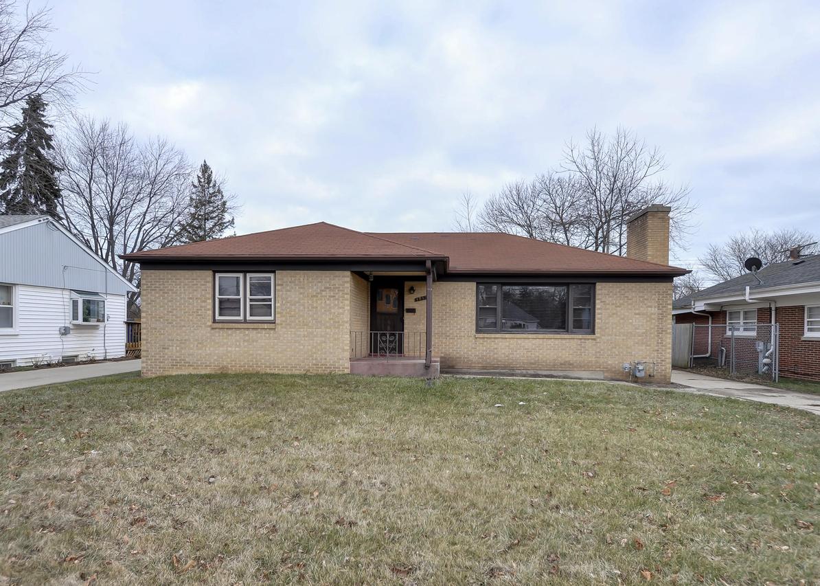 1713 Lathrop Ave, Racine, WI 53405