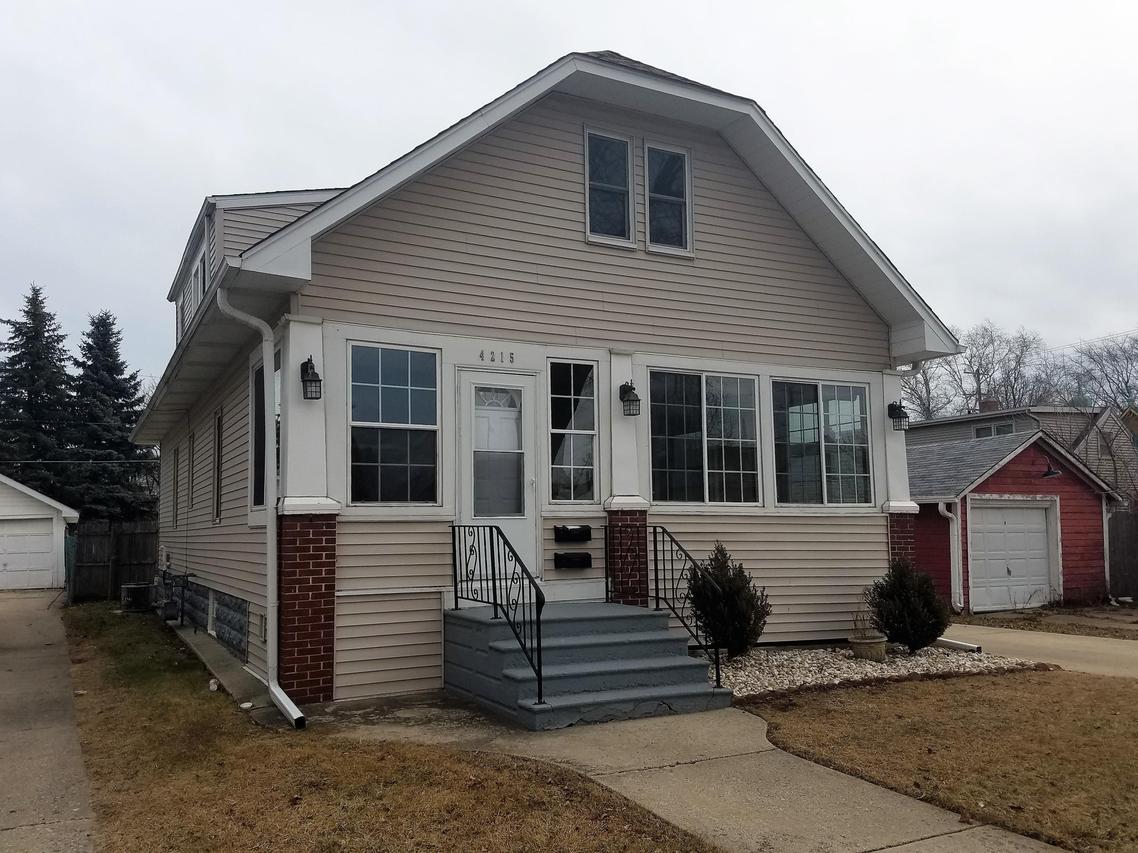 4215 18th Ave, Kenosha, WI 53140