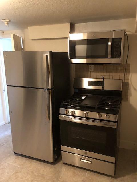 2100 Phillips Ave., Racine, WI 53403