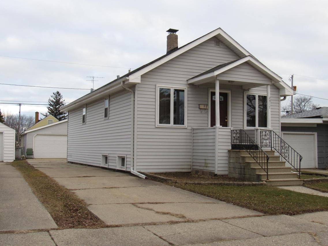 2917 23rd Ave, Kenosha, WI 53140