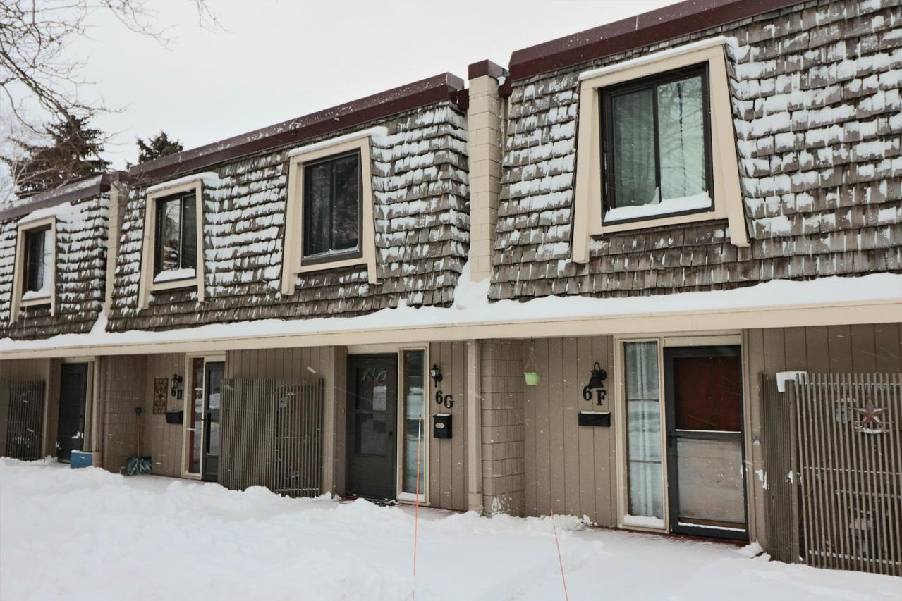 3333 5th Ave #6G, South Milwaukee, WI 53172