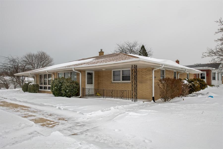 3827 N Main St., Racine, WI 53402