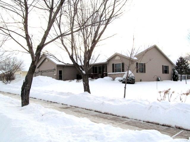 300 Cypress Cir., Holmen, WI 54636