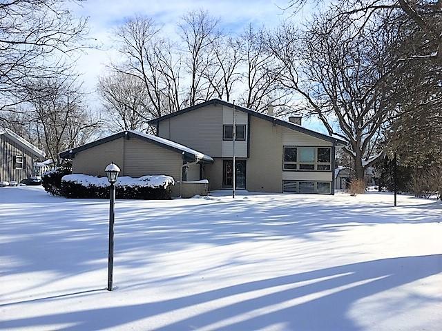 6548 S 122nd St, Franklin, WI 53132