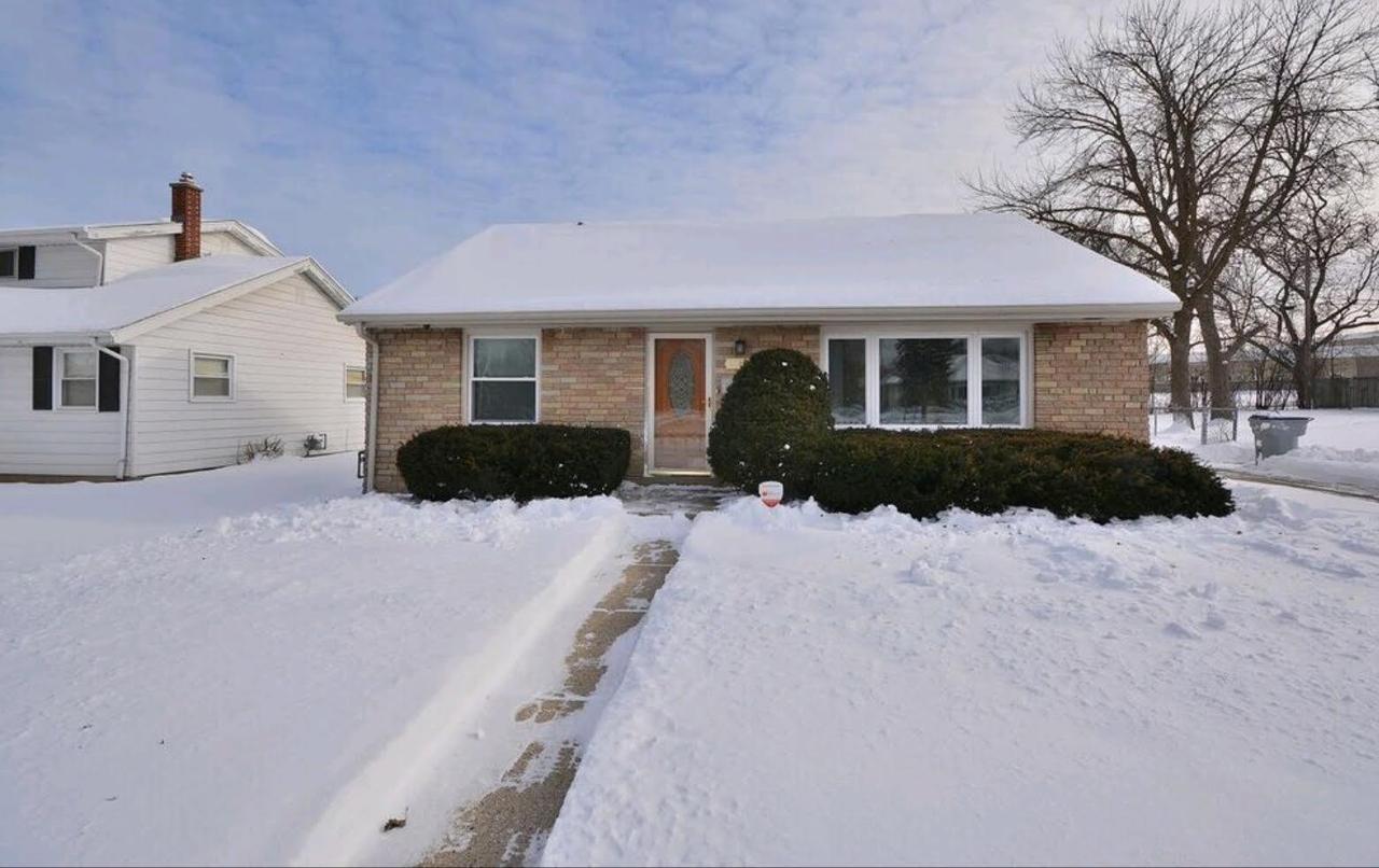 6500 N 91st St, Milwaukee, WI 53224