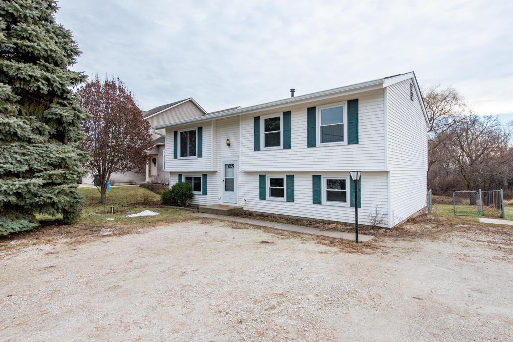 23323 83rd Pl, Salem, WI 53168