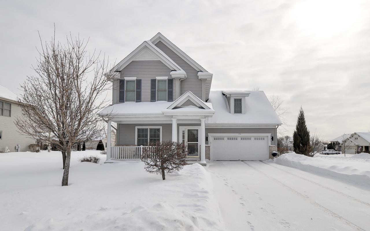 1715 Sunnyslope, Mount Pleasant, WI 53406