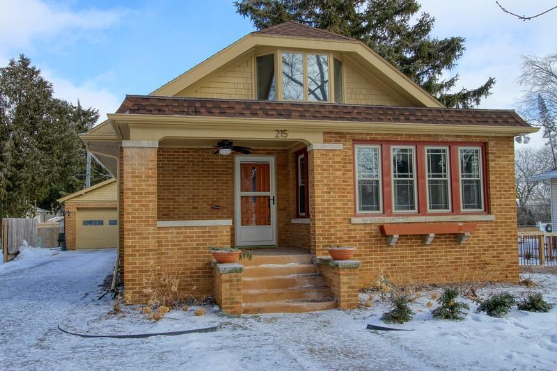 215 N Washington St, Elkhorn, WI 53121