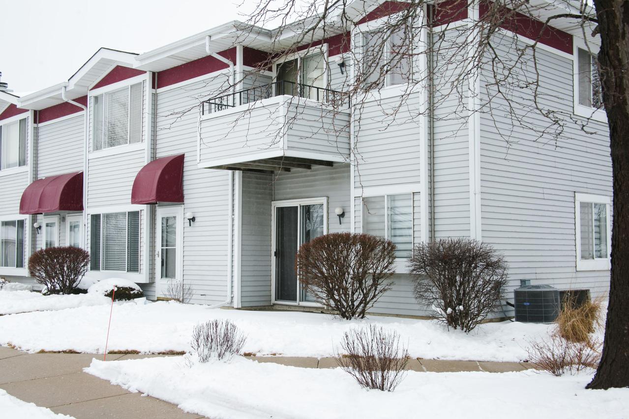 6551 Mariner Dr #7, Mount Pleasant, WI 53406