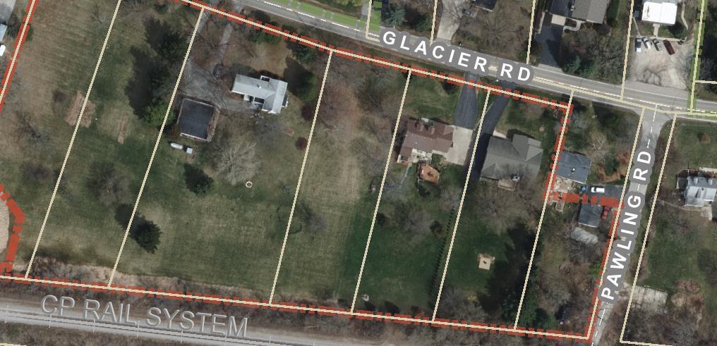 Lt3 Glacier Rd, Pewaukee, WI 53072