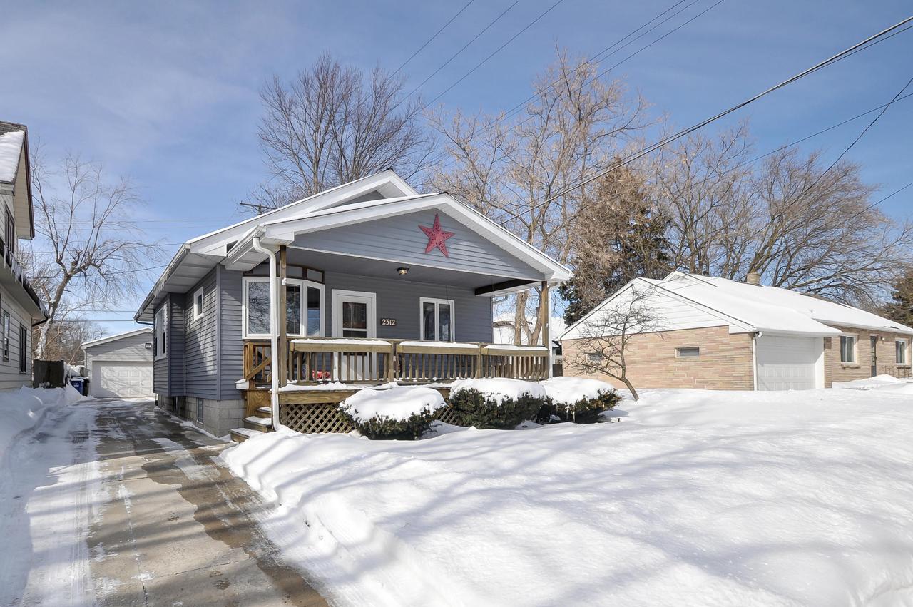 2312 Russet St., Racine, WI 53405