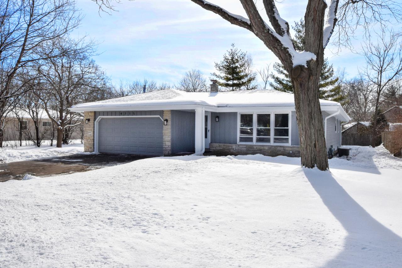 4715 Saint Regis Dr., Mount Pleasant, WI 53403