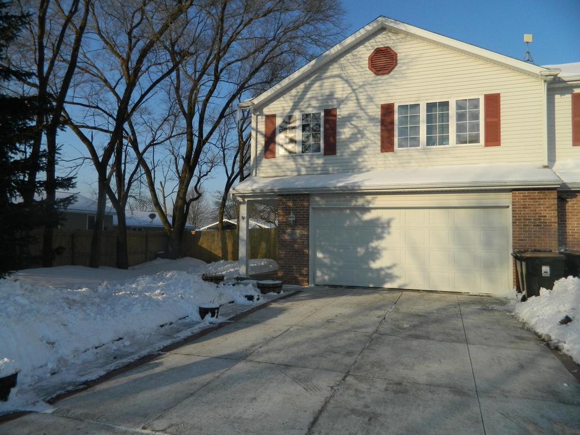 1056 School St, Sun Prairie, WI 53596