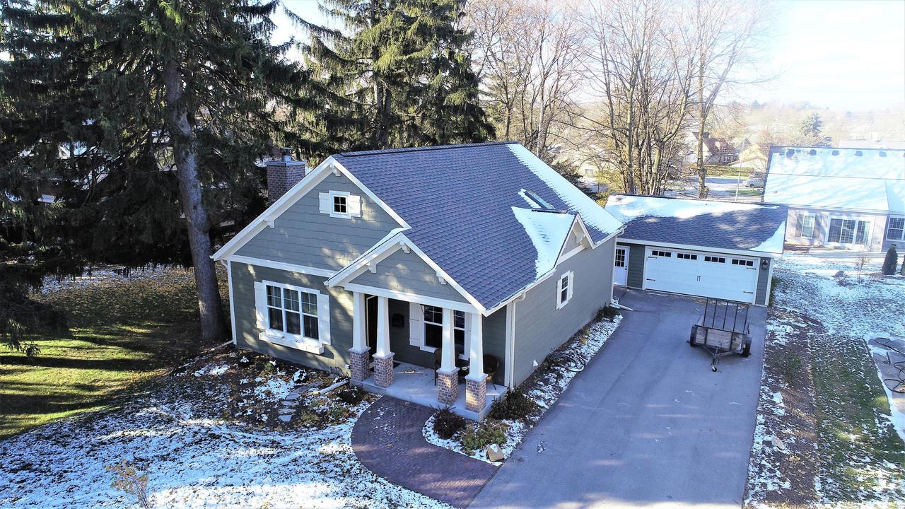 1545 12th Ave, Grafton, WI 53024