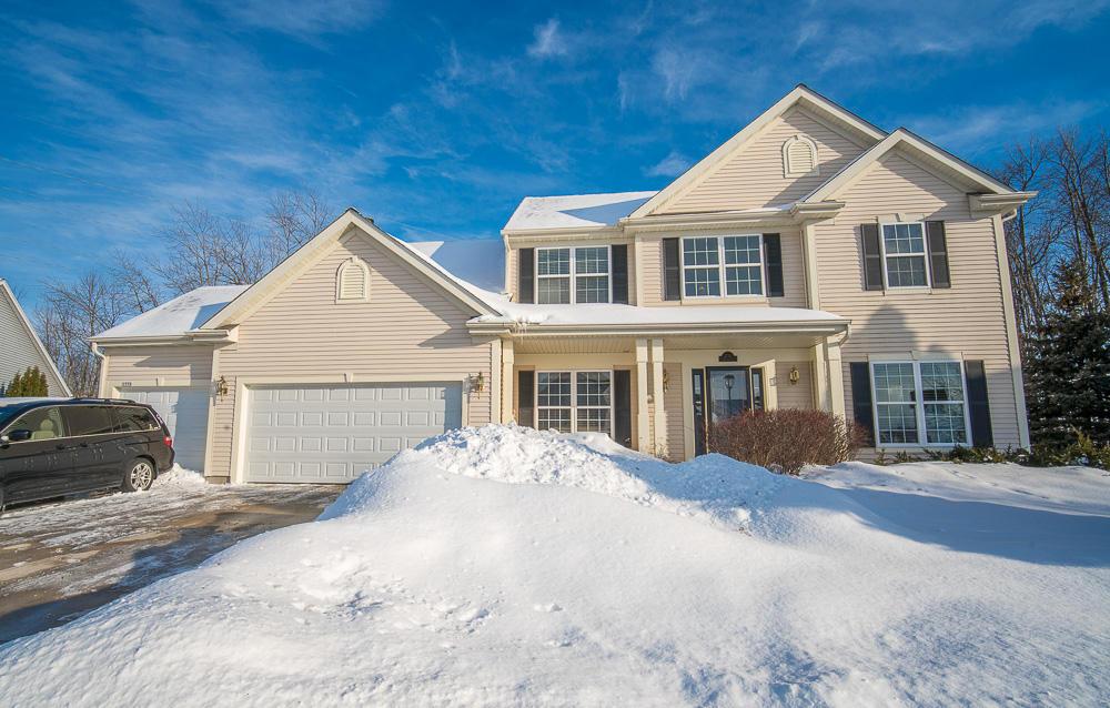 1770 Iroquois Ave, Grafton, WI 53024