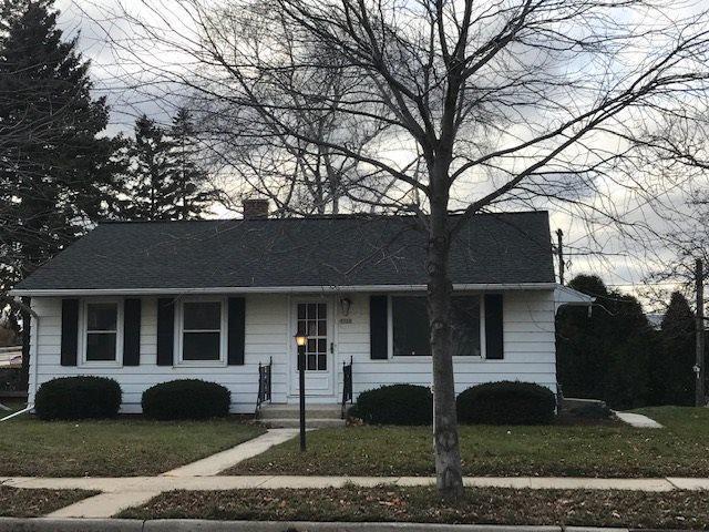 1112 N 23rd St., Manitowoc, WI 54220