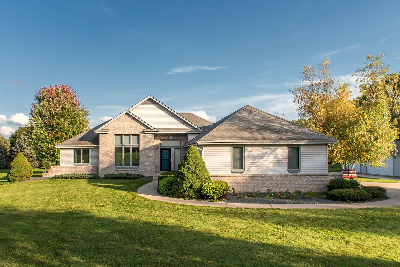 W260S7450 Oakdale Dr., Vernon, WI 53189