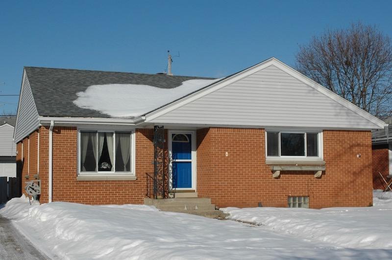 5487 N 13th St, Milwaukee, WI 53209