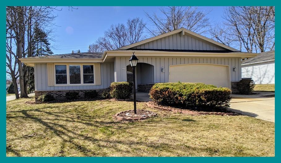 2205 N 118th St, Wauwatosa, WI 53226
