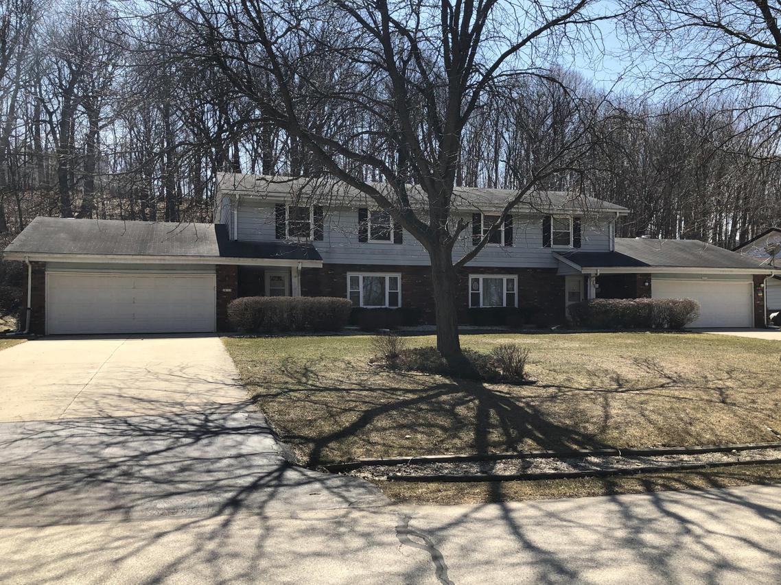 21325 Mary Lynn Dr. #21335, Brookfield, WI 53045