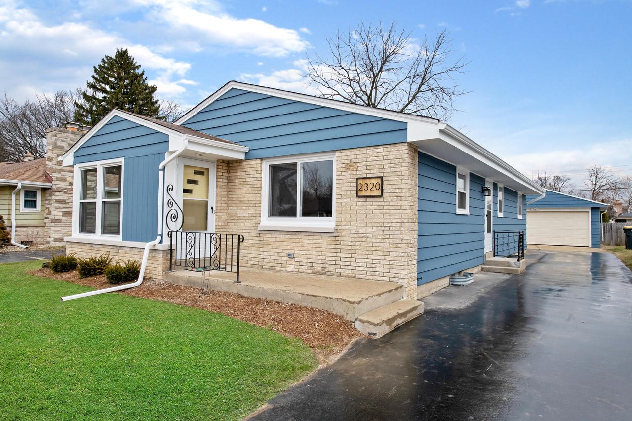 2320 N 115th St., Wauwatosa, WI 53226