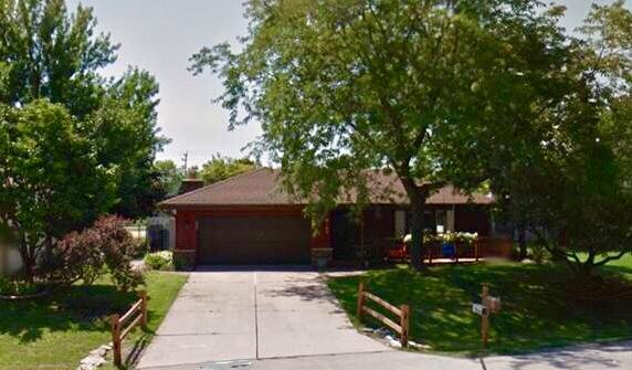8137 Crystal Dr, Mount Pleasant, WI 53406