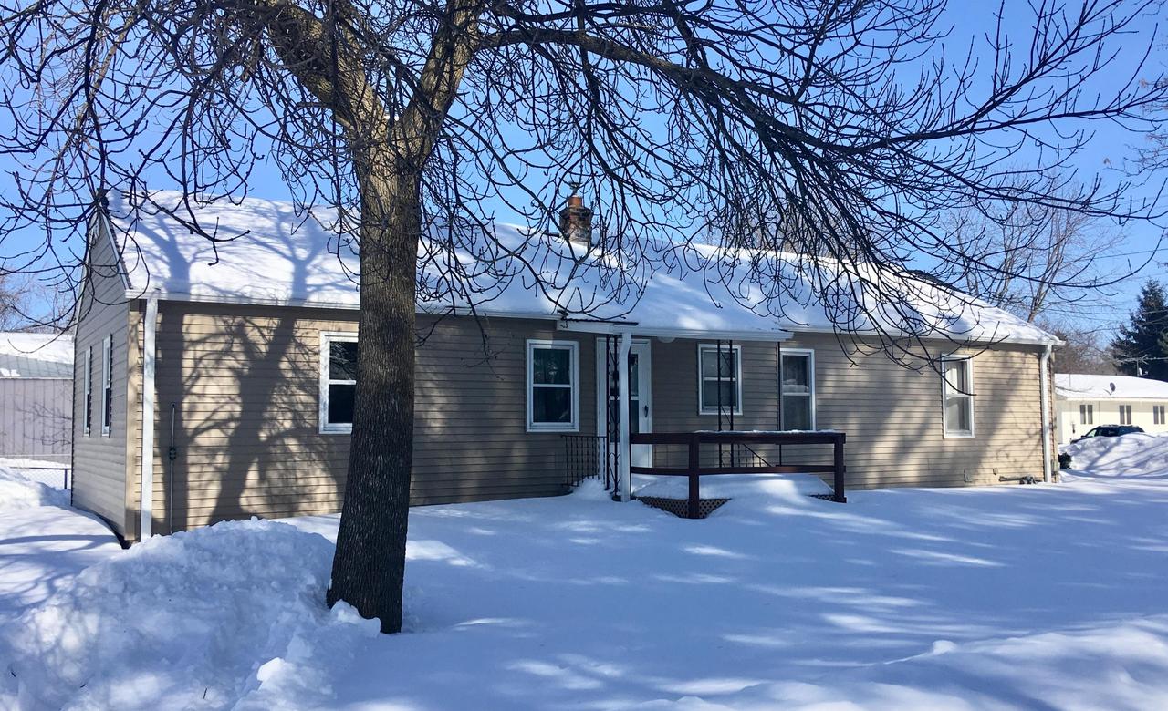 1039 Hockridge St, Marinette, WI 54143