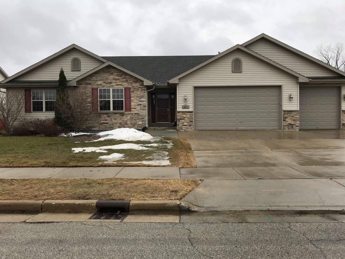 8501 Majestic Hills, Sturtevant, WI 53177