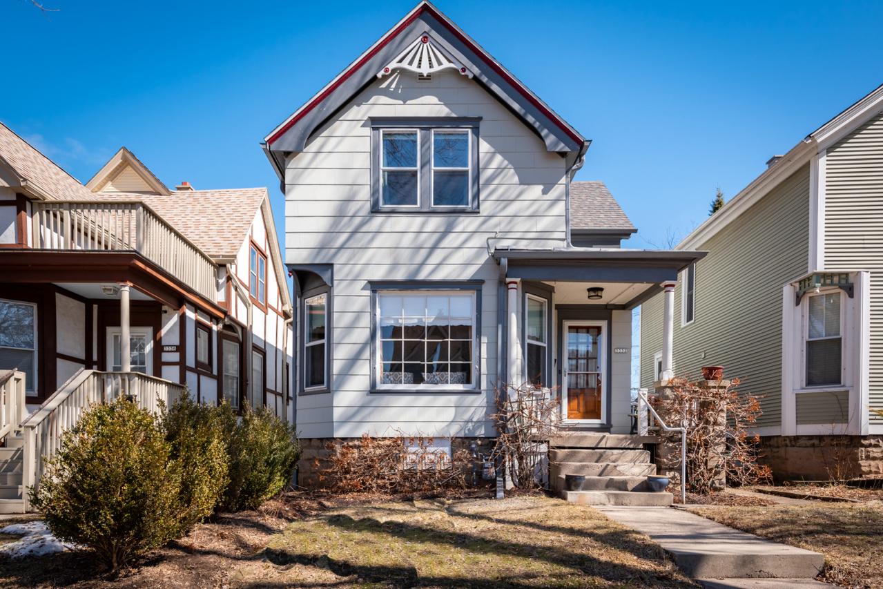 3332 N Bartlett Ave, Milwaukee, WI 53211