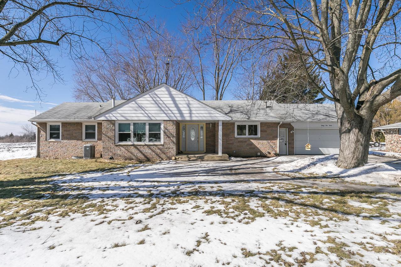 3112 Cozy Acres Rd, Mount Pleasant, WI 53406