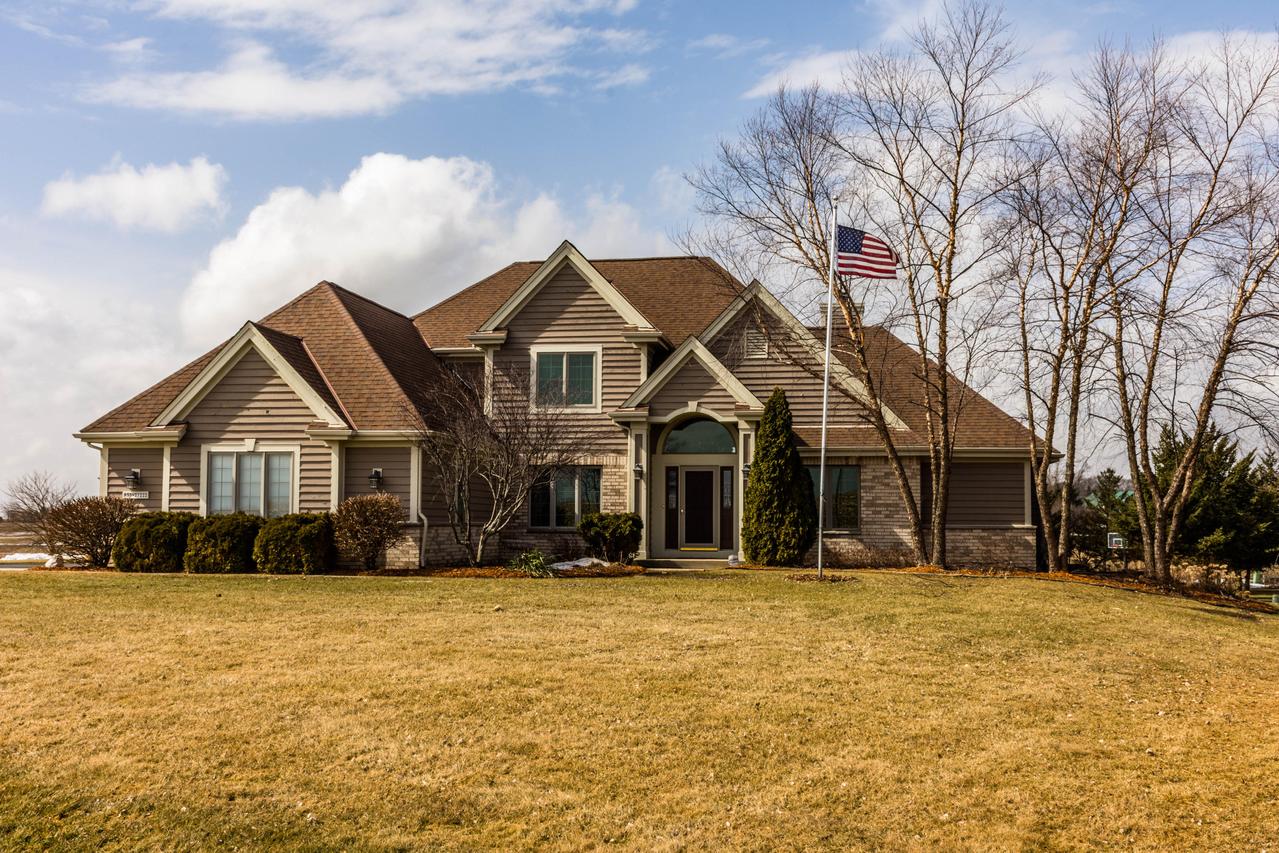 N55W27222 James Dr, Lisbon, WI 53072